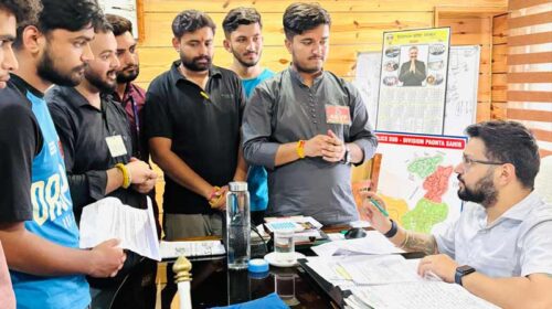 Paonta Sahib: पांवटा से अम्बोया कॉलेज रूट पर अतिरिक्त बस सेवा की मांग! छात्रों ने SDM को सौंपा ज्ञापन