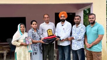 Sirmour News: पिता ने मजदूरी कर पढ़ाया! अब बेटी ने जेआरएफ परीक्षा पास कर बढ़ाया मान, 99.55 परसेंटाइल किए हासिल