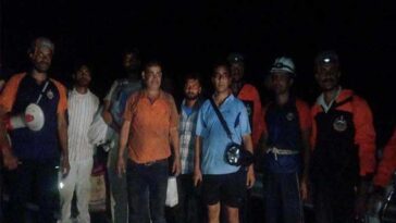 Himachal News: जंगल में रास्ता भटके पंजाब के तीन टूरिस्ट समेत चार लोग! पुलिस सहित एसडीआरएफ ने किए रेस्क्यू