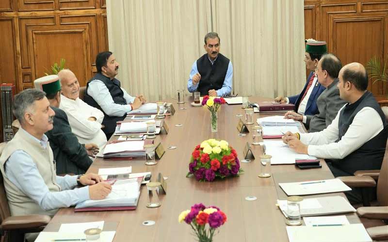 HP Cabinet Decisions: करूणामूलक रोजगार नीति के संशोधन को मंजूरी! आय सीमा बढ़ाई, जानिए कैबिनेट के बड़े फैसले