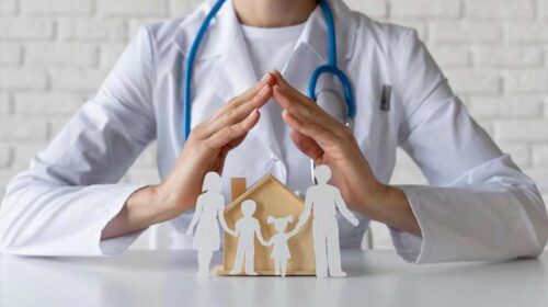 Health Insurance: यह है भरोसेमंद हेल्थ इंश्योरेंस पॉलिसी! 586 से अधिक उपचारों का मिलेगा कवरेज