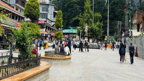 Himachal Tourism: मानसून ने डराए पर्यटक! पर्यटन स्थलों में पसरा सन्नाटा, होटल खाली