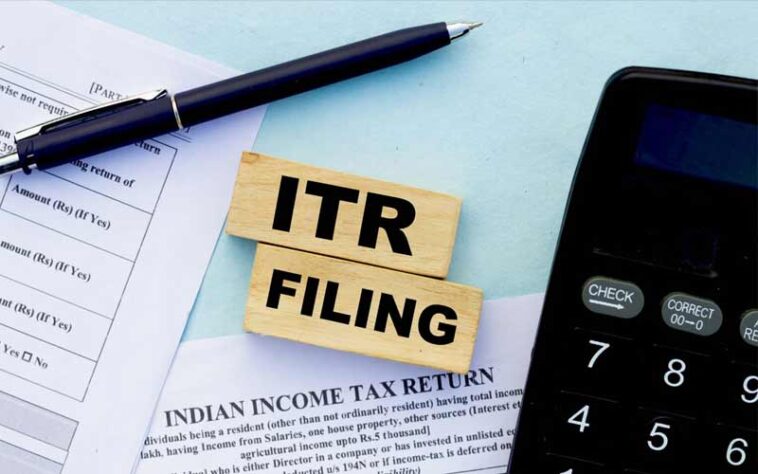 Income Tax Return: आईटीआर फॉर्म 1 भरने से पहले न करें यह गलतियां! वरना नही मिलेगा रिफंड
