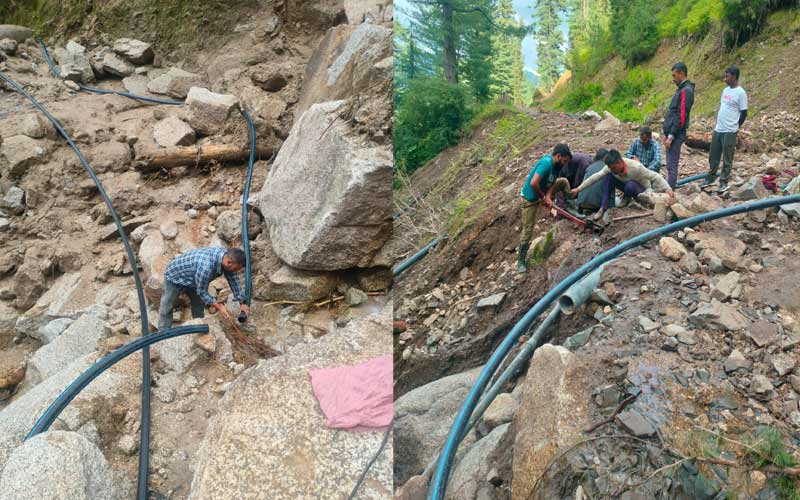 HP News: पेयजल योजनाओं की बहाली के लिए जलशक्ति विभाग सजग! आपदा से प्रभावित सराज में 167 पेयजल योजनाएं चालू