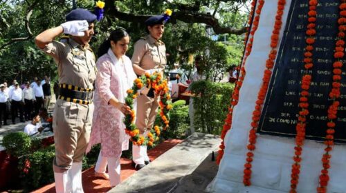 Sirmour News: कारगिल विजय दिवस पर नाहन में देश के अमर शहीदों को दी श्रद्धांजलि