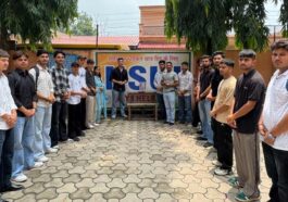 Paonta Sahib : स्वर्गीय वीरभद्र सिंह की पुण्यतिथि पर NSUI ने पांवटा कॉलेज में दी श्रद्धांजलि