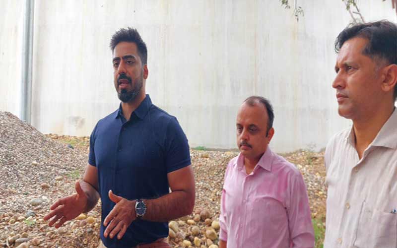 HP News: बल्क ड्रग पार्क को लेकर फैलाई जा रही अफवाह! परियोजना स्थल पर पत्रकारों-अधिकारियों ने दी ऑन-स्पॉट ब्रीफिंग