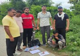 Himachal Crime News: हिमाचल में तस्कर से पकड़ी 52.12 ग्राम हेरोइन! पुलिस ने गश्त के दौरान ऐसे दबोचा बाइक सवार