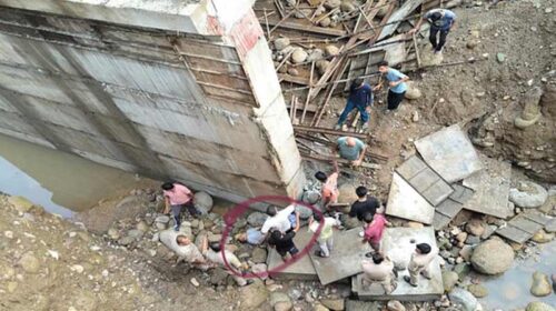 Himachal News Alert: घर जा रहे व्यक्ति के साथ दर्दनाक हादसा! पुलिया से नीचे गिरा, गई जान Himachal News Alert: घर जा रहे व्यक्ति के साथ दर्दनाक हादसा! पुलिया से नीचे गिरा, गई जान