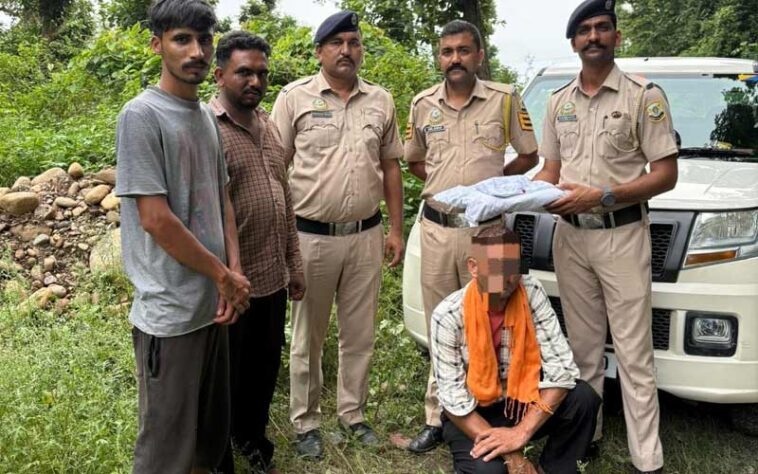 Paonta Sahib: पांवटा में नशीले कैप्सूल सहित पकड़ा व्यक्ति! पुलिस ने जाल बिछाया ऐसे किया काबू