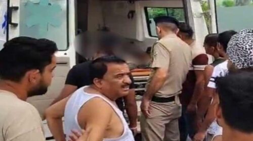 Paonta Sahib: तेज रफ्तार ट्रक ने स्कूटी को मारी जोरदार टक्कर! एक युवक की मौत, दूसरा जख्मी Paonta Sahib: तेज रफ्तार ट्रक ने स्कूटी को मारी जोरदार टक्कर! एक युवक की मौत, दूसरा जख्मी