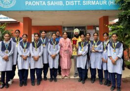 Paonta Sahib: क्लस्टर 16 बास्केटबॉल टूर्नामेंट में GNMPS की अंडर-17 गर्ल्स टीम का सर्वश्रेष्ठ प्रदर्शन! रचा नया इतिहास