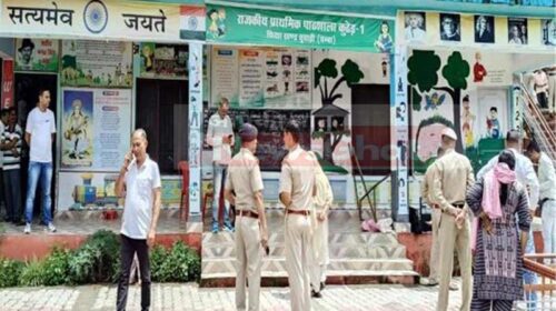 Himachal News Alert: स्कूल प्रांगण में महिला का नग्न अवस्था में शव बरामद! हत्या की आशंका Himachal News Alert: स्कूल प्रांगण में महिला का नग्न अवस्था में शव बरामद! हत्या की आशंका