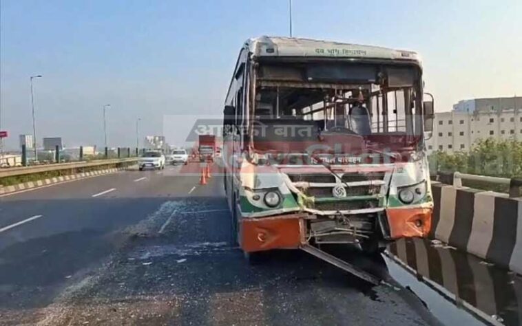 HRTC Bus Accident: हरियाणा में हादसे का शिकार हुई एचआरटीसी बस! ट्रक से टकराई, 15 यात्री जख्मी HRTC Bus Accident: हरियाणा में हादसे का शिकार हुई एचआरटीसी बस! ट्रक से टकराई, 15 यात्री जख्मी