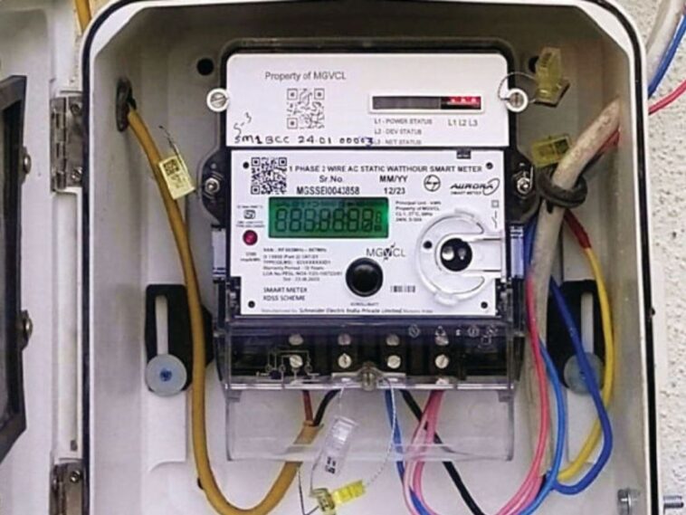 Paonta Sahib: पांवटा साहिब में तेज़ी से किया जा रहा स्मार्ट मीटर लगाने का काम! मिलेंगे कई लाभ Paonta Sahib: पांवटा साहिब में तेज़ी से किया जा रहा स्मार्ट मीटर लगाने का काम! मिलेंगे कई लाभ