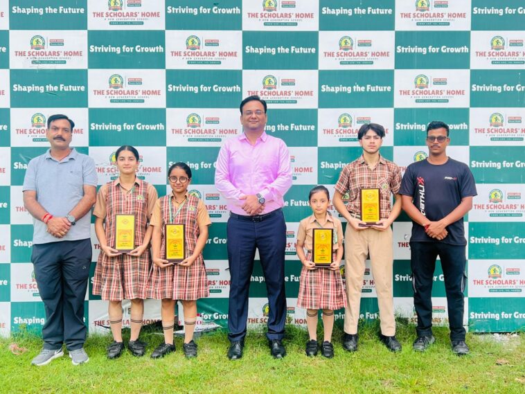 द स्कॉलर्स’ होम स्कूल के विद्यार्थियों ने बढ़ाया मान, एस.डी.एम. ने किया सम्मानित…. द स्कॉलर्स’ होम स्कूल के विद्यार्थियों ने बढ़ाया मान, एस.डी.एम. ने किया सम्मानित….