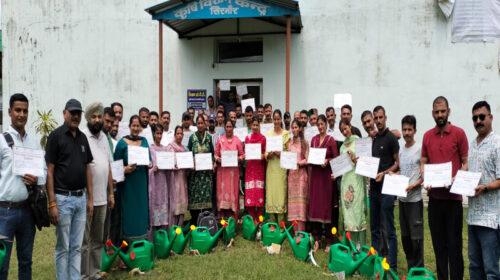 Sirmour News: कृषि विज्ञान केंद्र में प्राकृतिक खेती प्रशिक्षण शिविर संपन्न! किसानों को मिली उपयोगी जानकारी Sirmour News: कृषि विज्ञान केंद्र में प्राकृतिक खेती प्रशिक्षण शिविर संपन्न! किसानों को मिली उपयोगी जानकारी