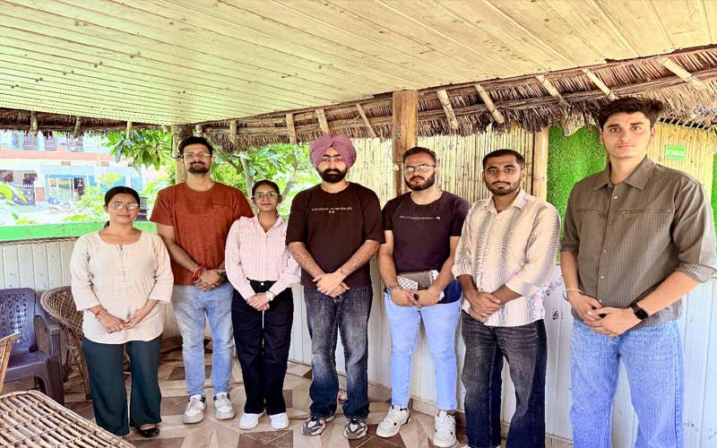 Paonta Sahib: अब आसान होगी कॉम्पिटिटिव एग्जाम की तैयारी! The Scholars Adda ऐप लॉन्च, यहां से करें डाउनलोड