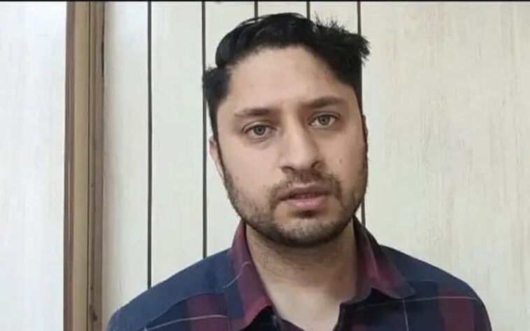 बनाला भूस्खलन को लेकर अफवाह: कंगना बोली-कई लोग व वाहन दबे! डीसी ने किया खंडन, जानिए क्या है पूरा मामला बनाला भूस्खलन को लेकर अफवाह: कंगना बोली-कई लोग व वाहन दबे! डीसी ने किया खंडन, जानिए क्या है पूरा मामला