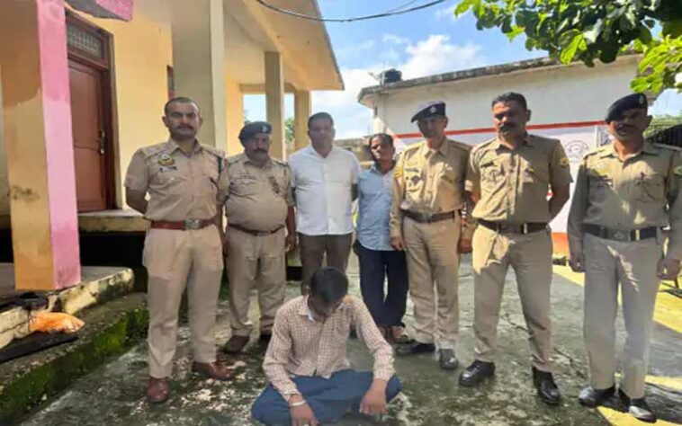 Himachal Crime News: गश्त कर रही पुलिस को देखकर भागने लगा बेंच पर बैठा व्यक्ति! टीम ने किया अरेस्ट
