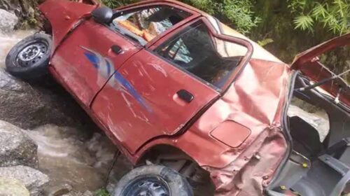 Accident In Himachal: घर पर परिवार कर रहा था राकेश का इंतजार! रास्ते में गाड़ी के खाई में गिरने से व्यक्ति की हुई मौत Accident In Himachal: घर पर परिवार कर रहा था राकेश का इंतजार! रास्ते में गाड़ी के खाई में गिरने से व्यक्ति की हुई मौत