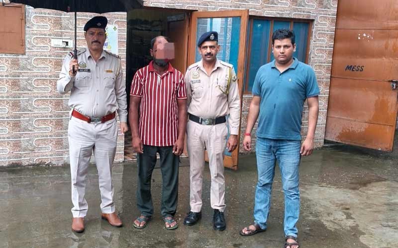 Paonta Sahib: पांवटा में स्मैक की तस्करी करने जा रहा था तस्कर! पुलिस ने जाल बिछाकर ऐसे दबोचा