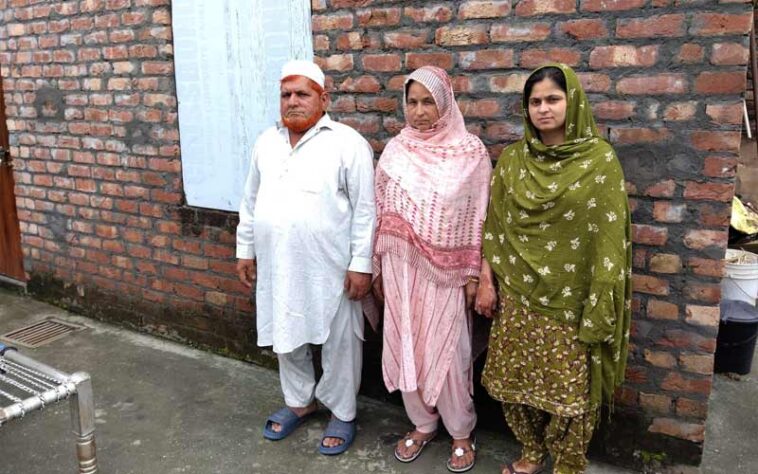 Sirmour News: बेटियों के विवाह में खुशियों का आधार बन रही यह योजना! शहज़ाद खान ने धूम-धाम से किया बेटियों का विवाह Sirmour News: बेटियों के विवाह में खुशियों का आधार बन रही यह योजना! शहज़ाद खान ने धूम-धाम से किया बेटियों का विवाह