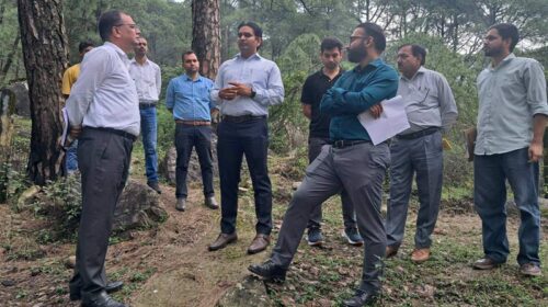 Himachal News Update: इंदौरा में गांवों को खाली करवाया! प्रभावित लोगों को रिलीफ कैंप में रखा, डीसी ने दिए राहत कार्यों में तेजी के निर्देश Himachal News Update: इंदौरा में गांवों को खाली करवाया! प्रभावित लोगों को रिलीफ कैंप में रखा, डीसी ने दिए राहत कार्यों में तेजी के निर्देश