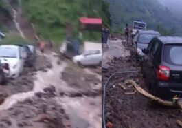 हिमाचल में यहां फटा बादल: मलबे में गाड़ियां दबी! लैंडस्लाइड के चलते कई घरों को खतरा