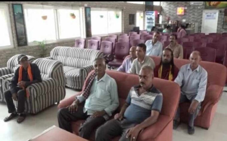 HP News: आम लोगों के लिए सुविधाजनक बना डीसी ऑफिस! यहां आने वाला हर व्यक्ति कह रहा वाह, ऑफिस हो तो ऐसा HP News: आम लोगों के लिए सुविधाजनक बना डीसी ऑफिस! यहां आने वाला हर व्यक्ति कह रहा वाह, ऑफिस हो तो ऐसा