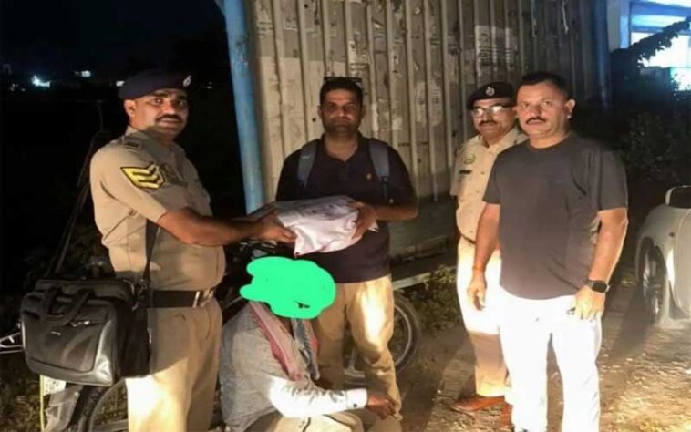 Paonta Sahib: डिटेक्शन सेल ने पांवटा में पकड़ा 2.490 किलोग्राम गांजा! तस्कर अरेस्ट Paonta Sahib: डिटेक्शन सेल ने पांवटा में पकड़ा 2.490 किलोग्राम गांजा! तस्कर अरेस्ट