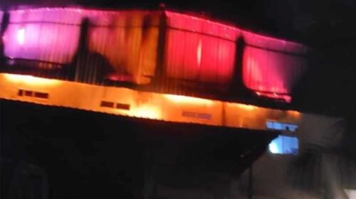 Paonta Sahib: पांवटा की दवा कंपनी में आधी रात को भड़की आग! मौके पर मची अफरा-तफरी, लाखों का नुकसान