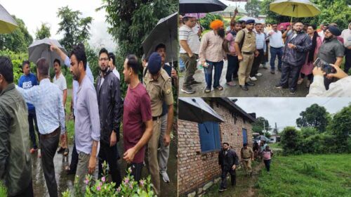 Sirmour News: गिरी नदी में आई बाढ़! प्रशासन ने 50 से अधिक लोगों को किया रेस्क्यू Sirmour News: गिरी नदी में आई बाढ़! प्रशासन ने 50 से अधिक लोगों को किया रेस्क्यू