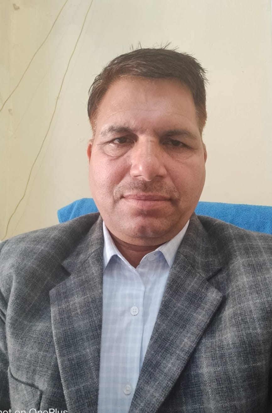 आज का समाज और शिक्षक: बदलते दौर में भी गुरु की भूमिका सबसे अहम