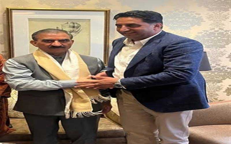 CM Sukhu: लंदन में मुख्यमंत्री से मिले भारतीय ओवरसीज़ कांग्रेस यूके के अध्यक्ष कमल धालीवाल