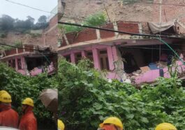 हिमाचल में भूस्खलन से फिर तबाही: एक की मौत! अभी भी मलबे में दबी 6 जिंदगियां, रेस्क्यू जारी