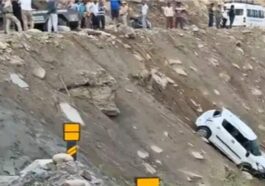 हिमाचल में दर्दनाक हादसा: MBBS प्रशिक्षुओं की कार नदी में गिरी! इंटर्न डॉक्टर की मौत, युवती लापता