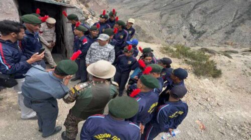 Himachal News: भूस्खलन में फंसे लोगों के लिए देवदूत बने एनसीसी कैडेट! महिलाओं-बच्चों को सुरक्षित स्थान पर पहुँचाया