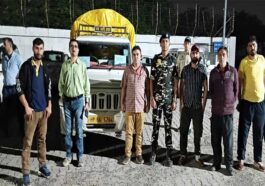 Kullu Landslide: मलबे से एक और शव बरामद! अभी भी तीन लापता, प्रशासन ने हवाई मार्ग से श्रीनगर पहुंचाए तीन लोगों के शव