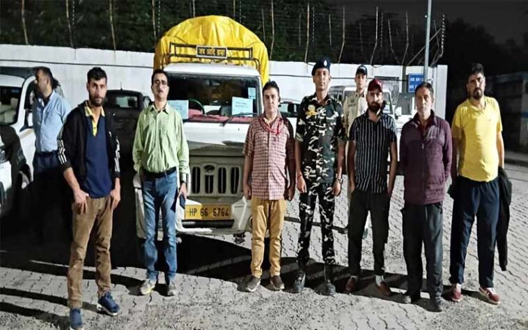 Kullu Landslide: मलबे से एक और शव बरामद! अभी भी तीन लापता, प्रशासन ने हवाई मार्ग से श्रीनगर पहुंचाए तीन लोगों के शव Kullu Landslide: मलबे से एक और शव बरामद! अभी भी तीन लापता, प्रशासन ने हवाई मार्ग से श्रीनगर पहुंचाए तीन लोगों के शव
