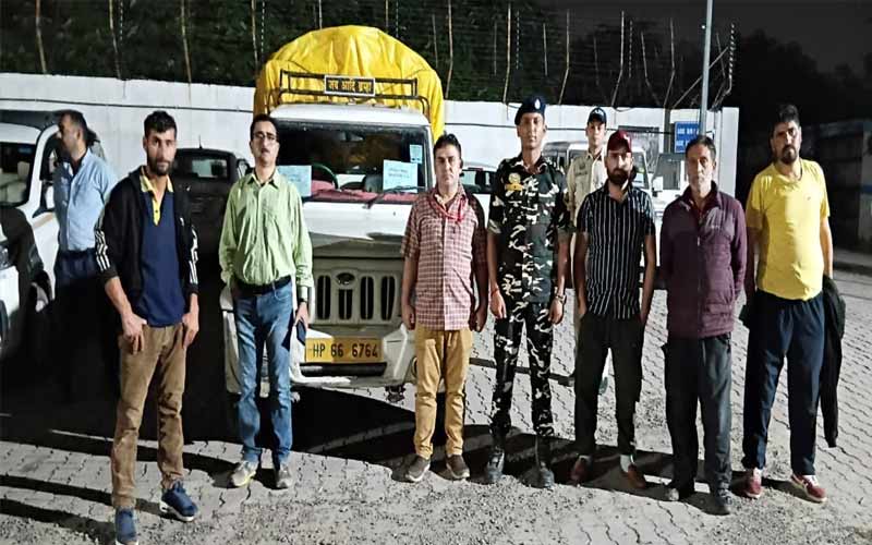 Kullu Landslide: मलबे से एक और शव बरामद! अभी भी तीन लापता, प्रशासन ने हवाई मार्ग से श्रीनगर पहुंचाए तीन लोगों के शव