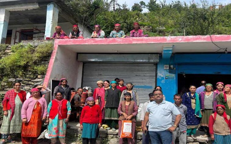 Himachal News Update: आपदा प्रभावित डिपुओं तक पहुंचा राशन! लोगों ने जताया आभार Himachal News Update: आपदा प्रभावित डिपुओं तक पहुंचा राशन! लोगों ने जताया आभार