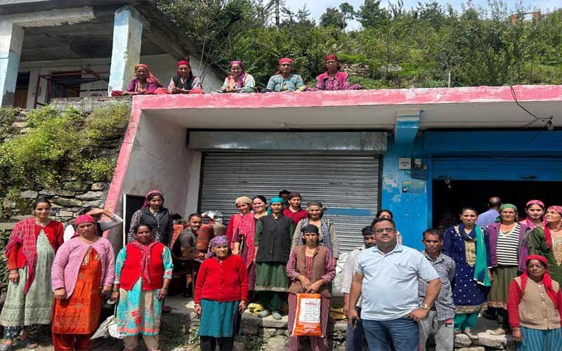Himachal News Update: आपदा प्रभावित डिपुओं तक पहुंचा राशन! लोगों ने जताया आभार