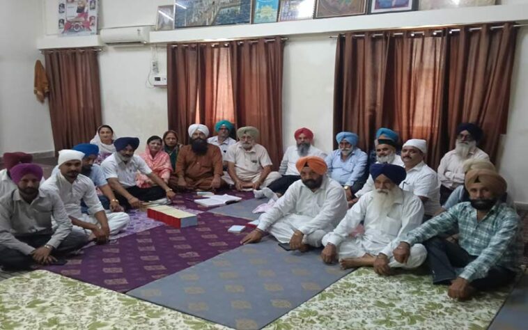 Paonta Sahib: पांवटा साहिब साध संगत सेवा समिति ने जुटाए 1.50 लाख! बांगरन और कुरालीया गांव में पहुंचाई जाएगी मदद Paonta Sahib: पांवटा साहिब साध संगत सेवा समिति ने जुटाए 1.50 लाख! बांगरन और कुरालीया गांव में पहुंचाई जाएगी मदद