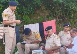 Sirmour News: नाहन में पांवटा के 25 वर्षीय युवक की मौत! बावड़ी की छत पर मिला शव, नशे की ओवरडोज से मौत की आशंका