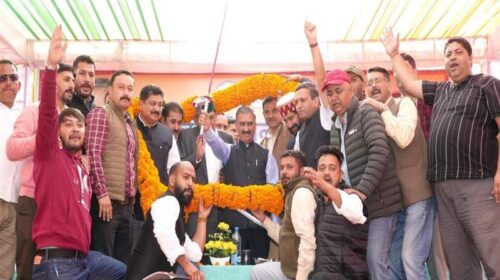 CM Sukhu: सीबीएसई स्कूलों के अध्यापकों का बनेगा अलग कैडर! बच्चों के लिए होगा अलग ड्रेस कोड: मुख्यमंत्री CM Sukhu: सीबीएसई स्कूलों के अध्यापकों का बनेगा अलग कैडर! बच्चों के लिए होगा अलग ड्रेस कोड: मुख्यमंत्री
