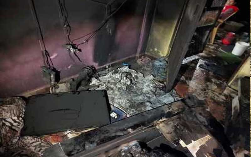 Himachal News Alert: शॉर्ट सर्किट से घर में भड़की आग! 30 हजार रुपये नकद सहित लाखों का सामान जलकर राख