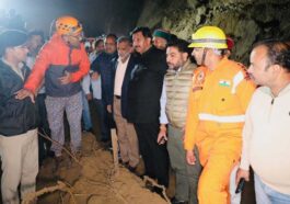 Bilaspur Bus Accident: रात 1 बजे भल्लू गांव पहुंचे उप मुख्यमंत्री! लिया राहत एवं बचाव कार्यों का जायजा