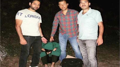 Himachal Crime News: हिमाचल में हरियाणा का नशा तस्कर काबू! मेथमफेटामाइन सहित चरस बरामद Himachal Crime News: हिमाचल में हरियाणा का नशा तस्कर काबू! मेथमफेटामाइन सहित चरस बरामद