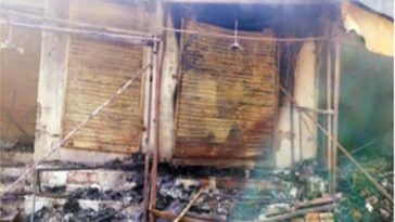 Himachal News Alert: हिमाचल में आठ दुकानें जलकर राख! लाखों का सामान चढ़ा आग की भेंट